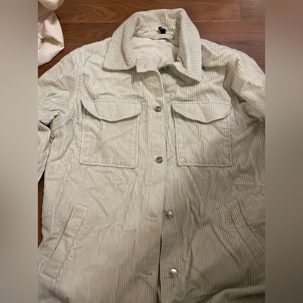 Mint corduroy oversized shacket from H&M! Size Medium.